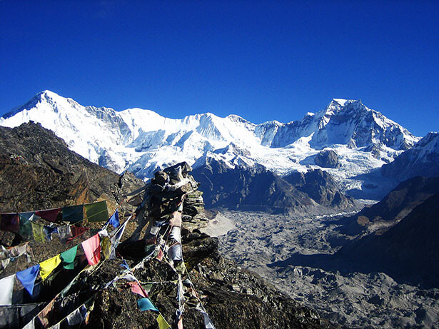 Las montañas del Cholo y Kangchung desde el pico de Gokyo