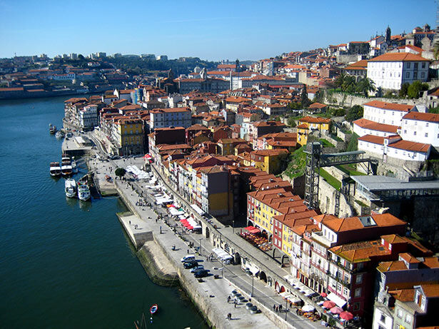 Vistas a la ciudad desde el puente de Dom Luis I