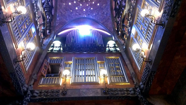 palau-guell-interior