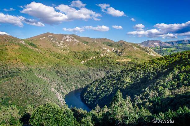 Cuenca del Río Navia en Asturias