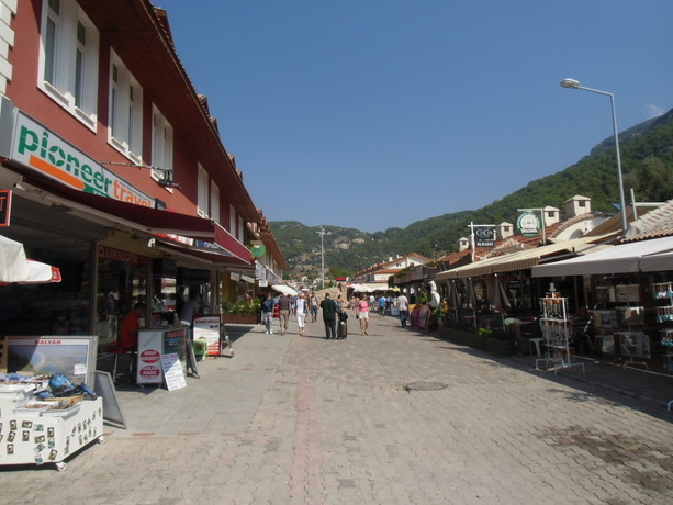 Calle comercial de Ölüdeniz