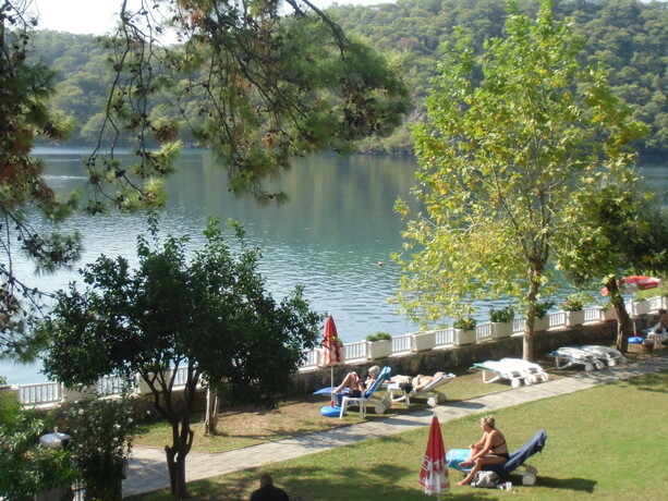 Resort en la Laguna Azul