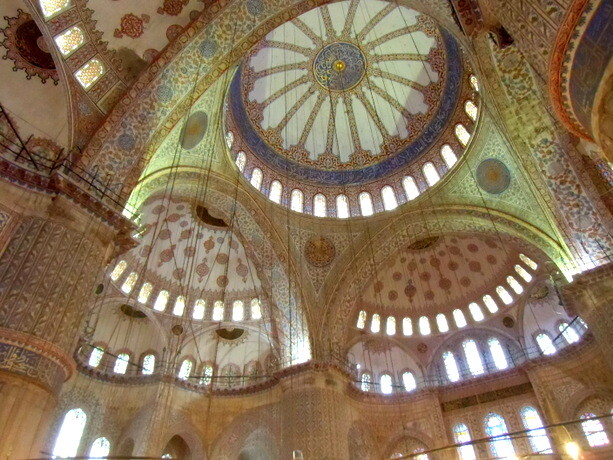 Interior de la Mezquita Azul