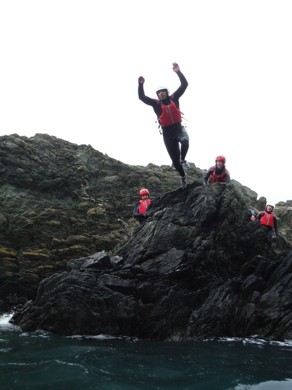 gales-coasteering