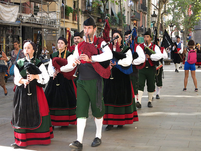 Desfile tradicional por el Passeig del Born