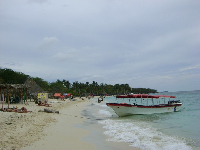 Playa de una de las islas del Rosario