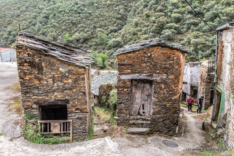 Casas de Pizarra, Riomalo de Arriba (Ladrllar). Las Hurdes, Cáceres, Extremadura