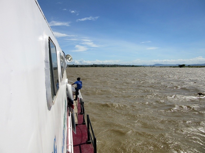 barco bagan myanmar