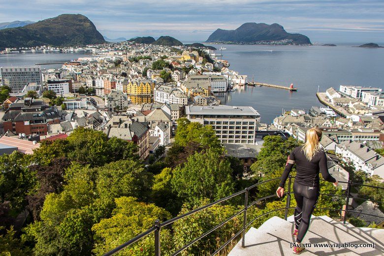 Alesund (Noruega)