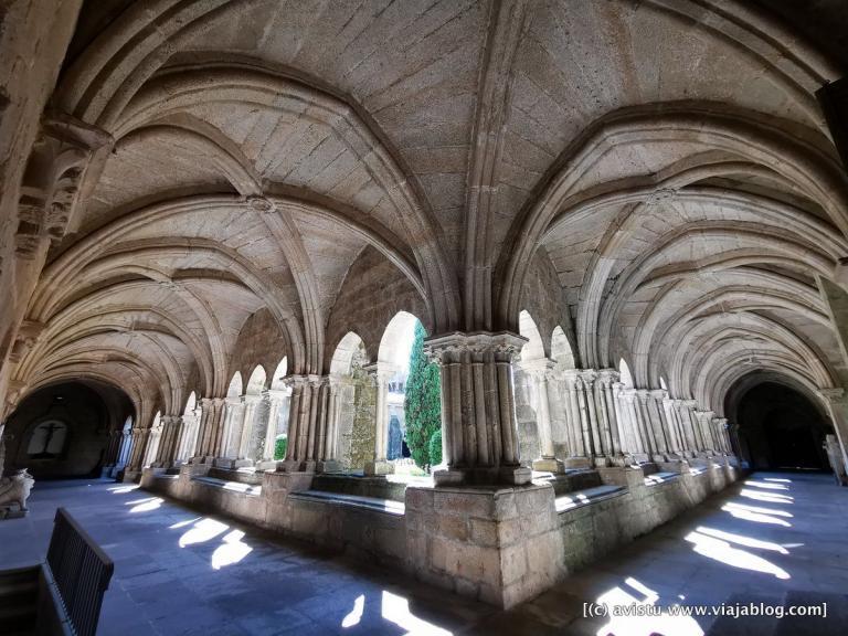 Catedral de Tuy, Rias Baixas, Galicia [(c) Foto: @avistu]