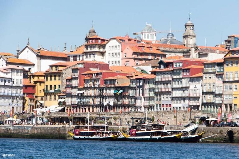 Barrio de Ribeira, Oporto, Portugal [(c)Foto: @avistu]