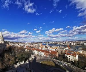 Panorámica de Budapest desde el Bastión de los Pescadores [(c)Foto: @avistu]