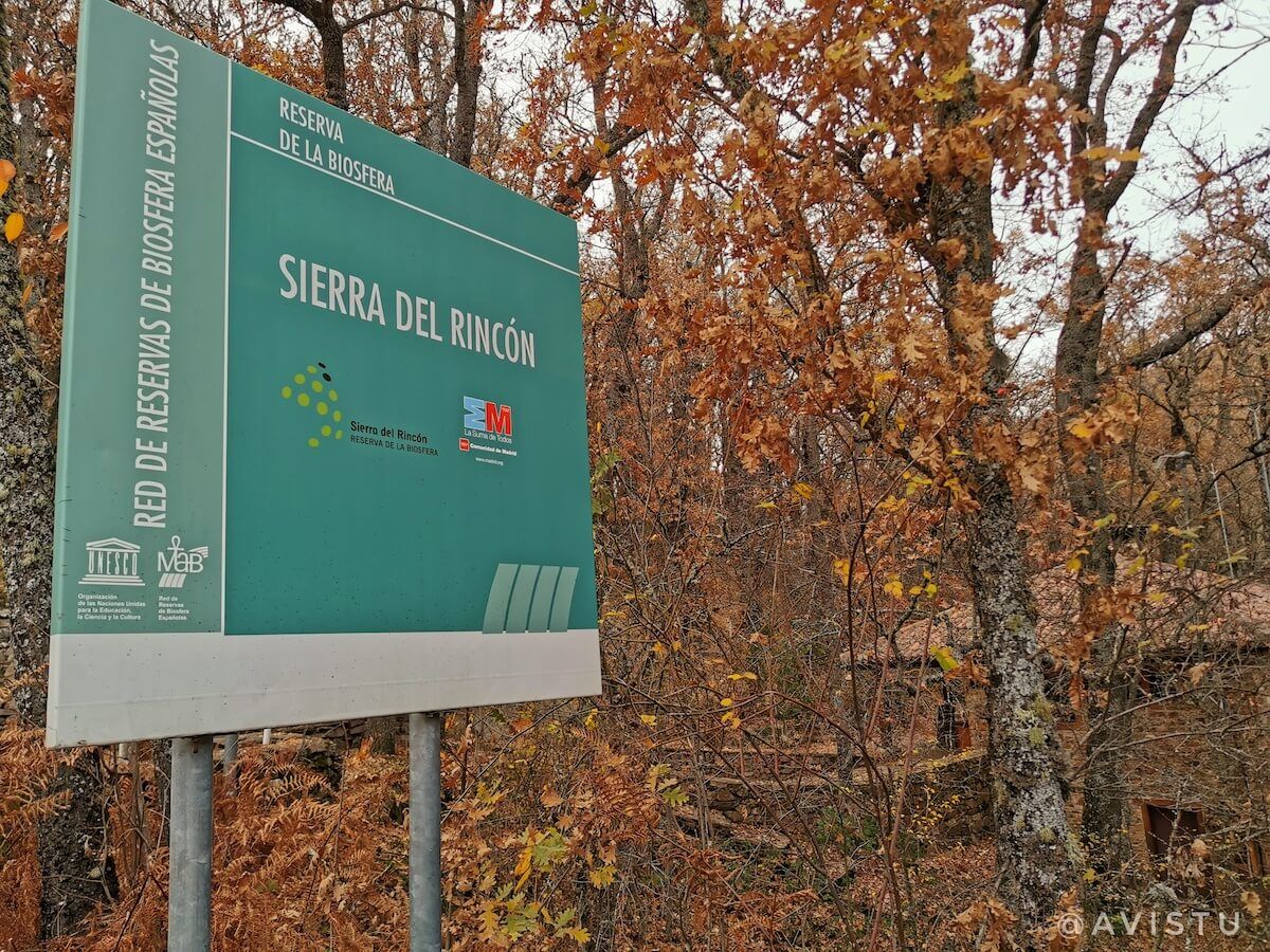 Cartel de la Sierra del Rincón en el Hayedo de Montejo, Sierra Norte, Madrid