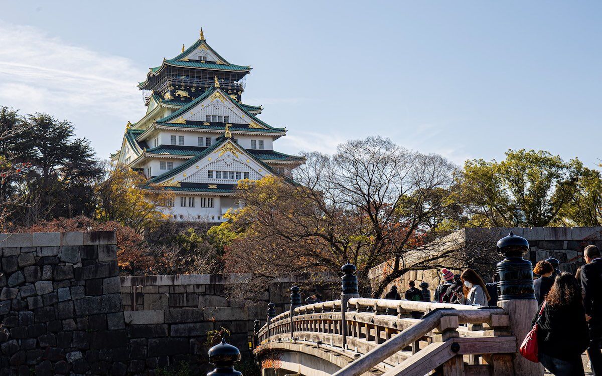 Castillo de Osaka, Japón [Foto: Ken Cheung/Unsplash]