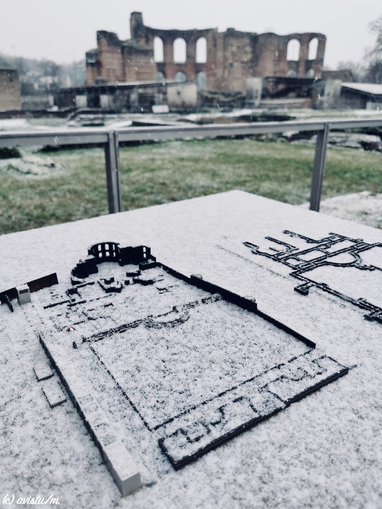 Maqueta del complejo de las Termas Imperiales, a la derecha los pasillos subterráneos, en Tréveris (Trier), Alemania [(c)Foto: @avistu]